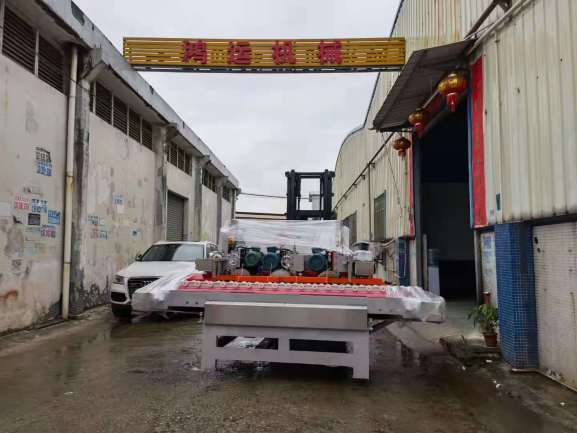 全自動(dòng)2400型巖板數控三刀切割機